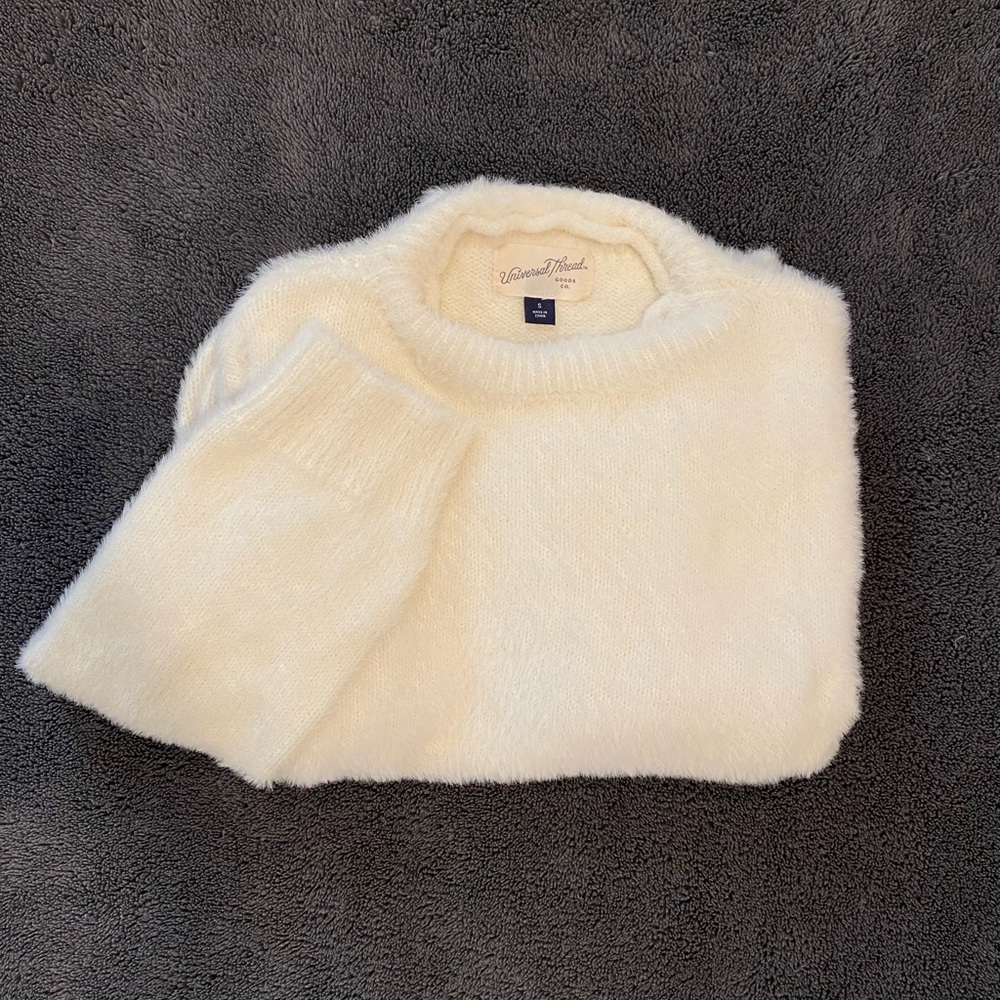 Universal Thread Cream Sweater